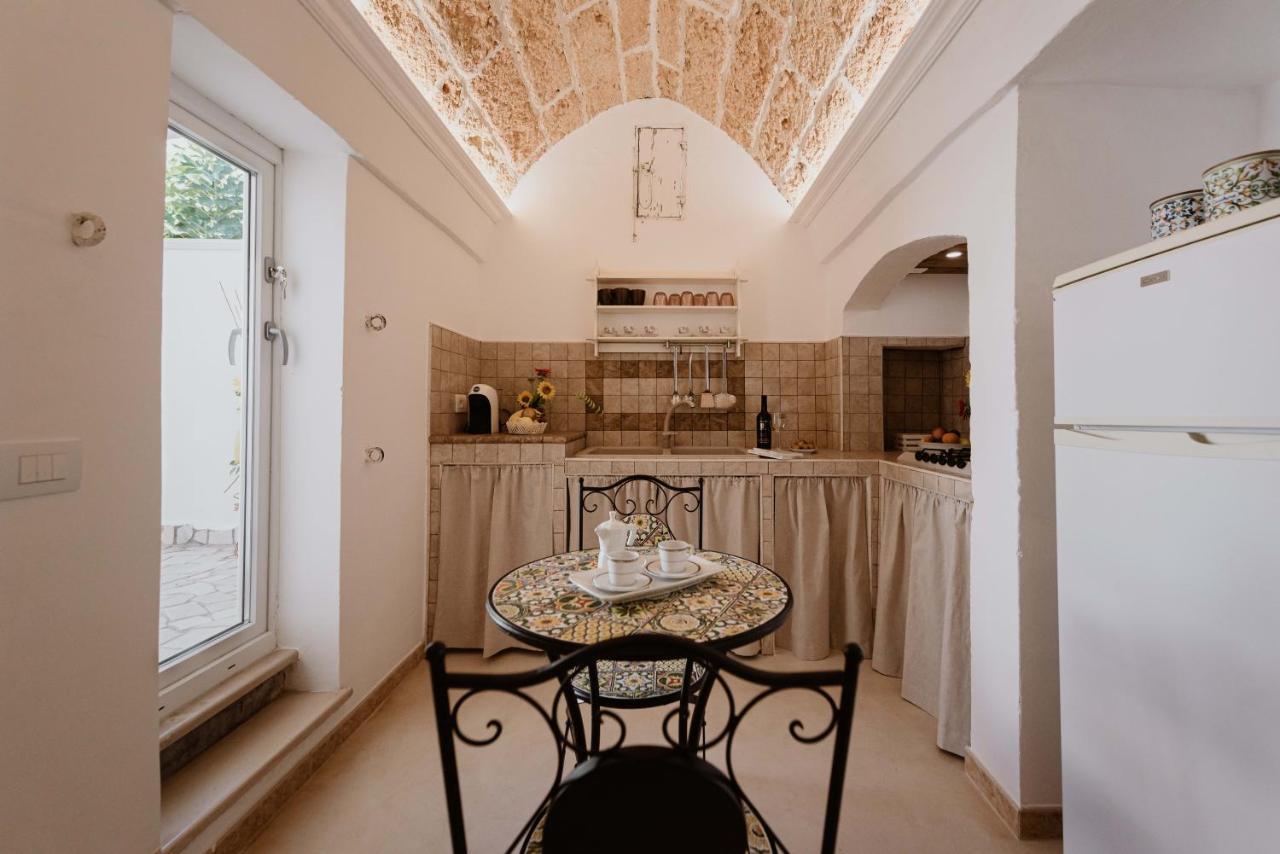 Borgo Felline Ospitalita Autentica ภายนอก รูปภาพ
